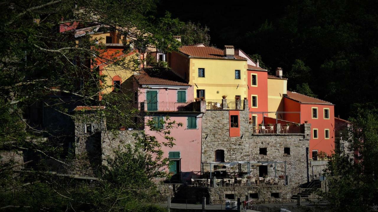Borgo Di Codeglia - Country Rooms リッコ・デル・ゴルフォ・ディ・スペーツィア エクステリア 写真