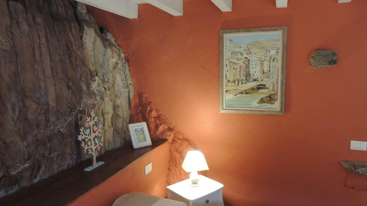 Borgo Di Codeglia - Country Rooms リッコ・デル・ゴルフォ・ディ・スペーツィア エクステリア 写真