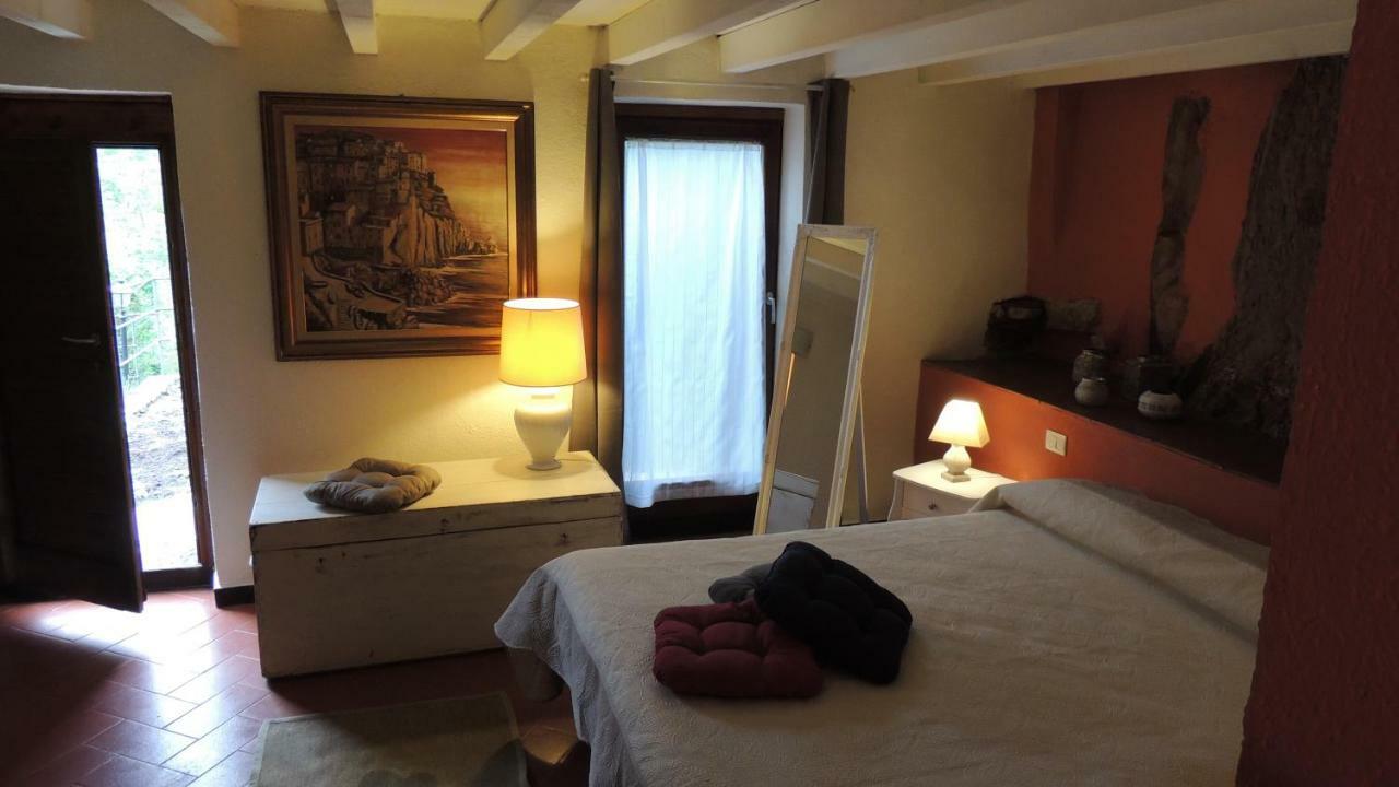 Borgo Di Codeglia - Country Rooms リッコ・デル・ゴルフォ・ディ・スペーツィア エクステリア 写真
