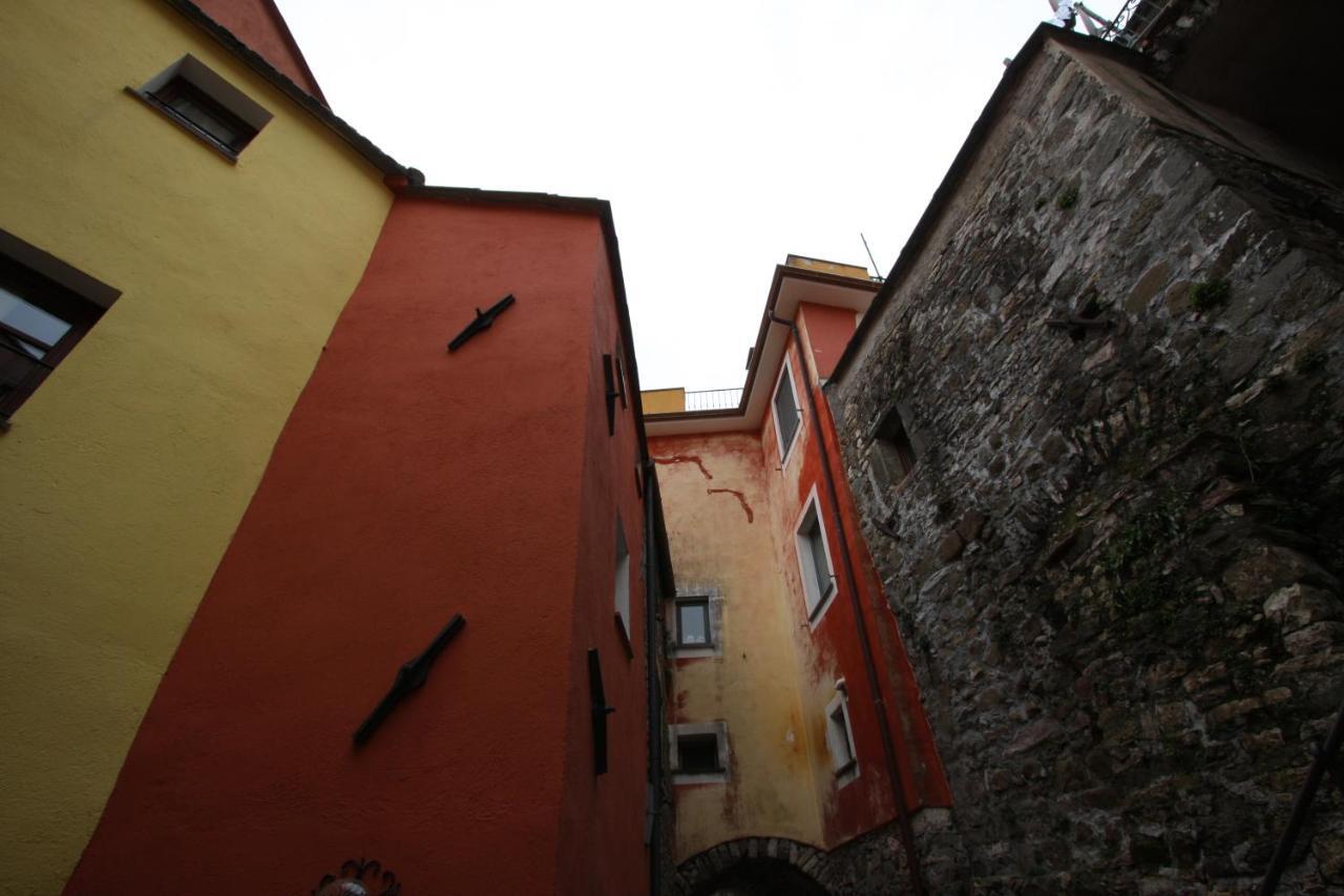 Borgo Di Codeglia - Country Rooms リッコ・デル・ゴルフォ・ディ・スペーツィア エクステリア 写真