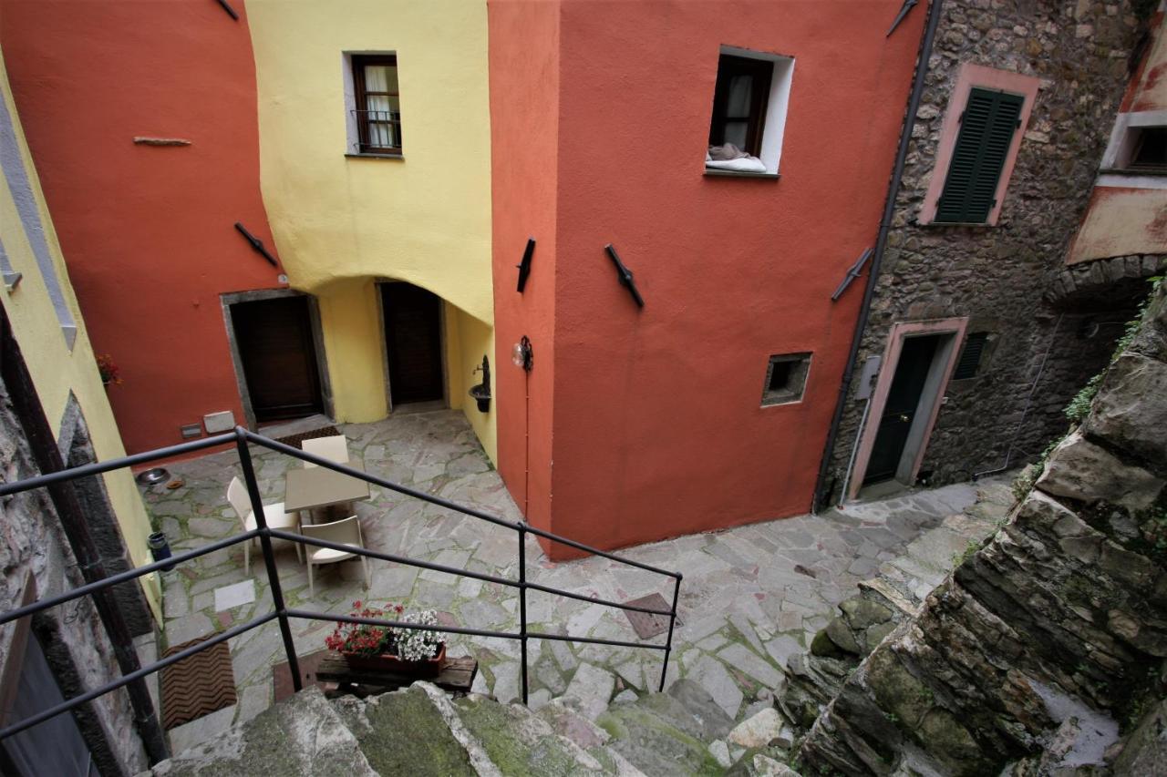 Borgo Di Codeglia - Country Rooms リッコ・デル・ゴルフォ・ディ・スペーツィア エクステリア 写真