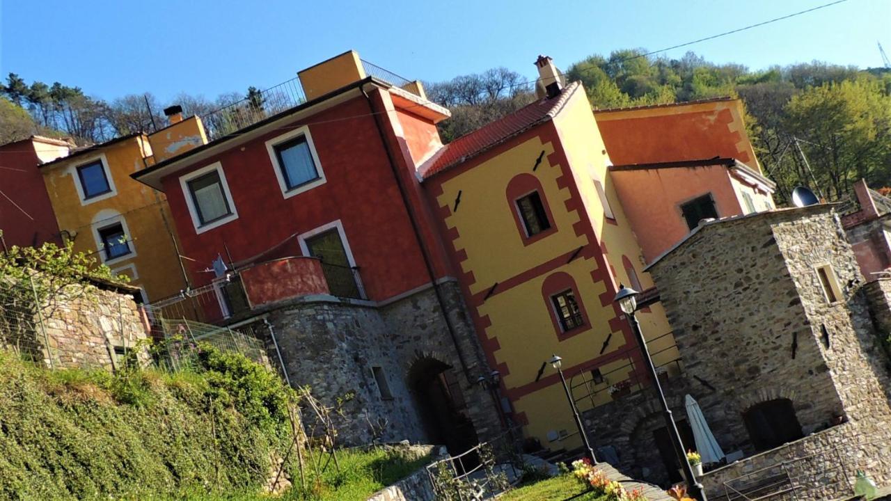 Borgo Di Codeglia - Country Rooms リッコ・デル・ゴルフォ・ディ・スペーツィア エクステリア 写真