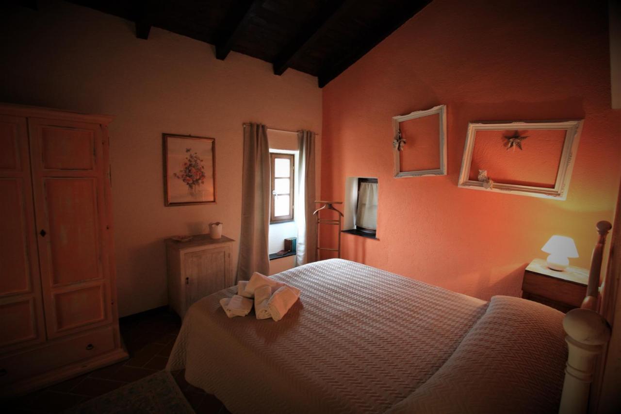 Borgo Di Codeglia - Country Rooms リッコ・デル・ゴルフォ・ディ・スペーツィア エクステリア 写真