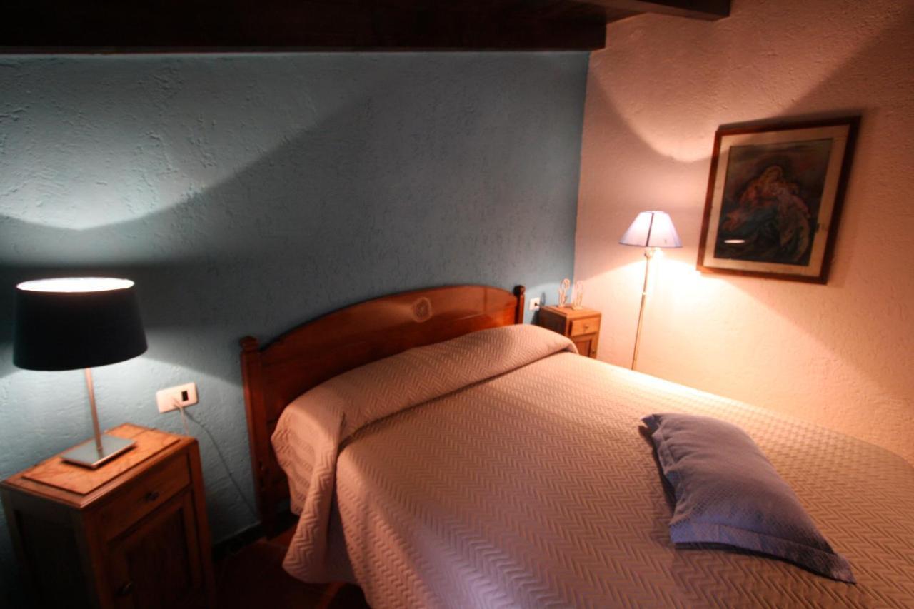 Borgo Di Codeglia - Country Rooms リッコ・デル・ゴルフォ・ディ・スペーツィア エクステリア 写真